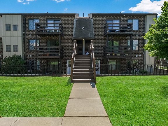 3rd image of 5200 Hilltop Dr APT O5