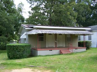 1120 26th St, McComb, MS 39648