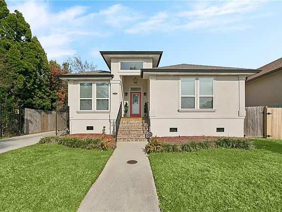 2nd image of 7421 Dartmoor Dr