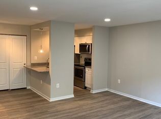 9904 Hellingly Pl #155, Gaithersburg, MD 20886