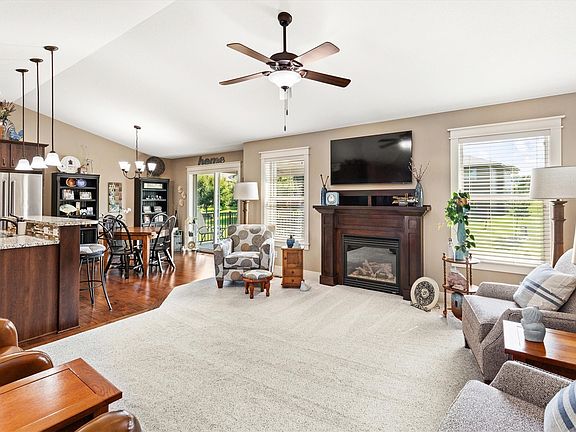 3rd image of 2505 NE Ewing Ct