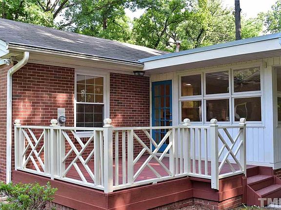 5th image of 2021 Dartmouth Dr