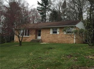 3113 Hemlock Hill Rd, Pocono Pines, PA 18350