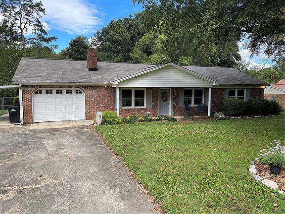 2nd image of 315 Southwood Dr