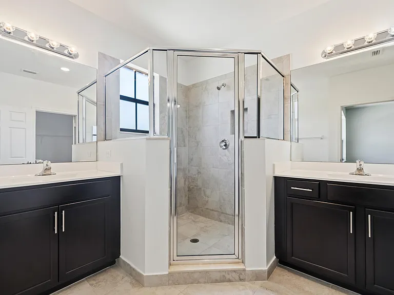 4648 Silver Saw Ln — Photo 24