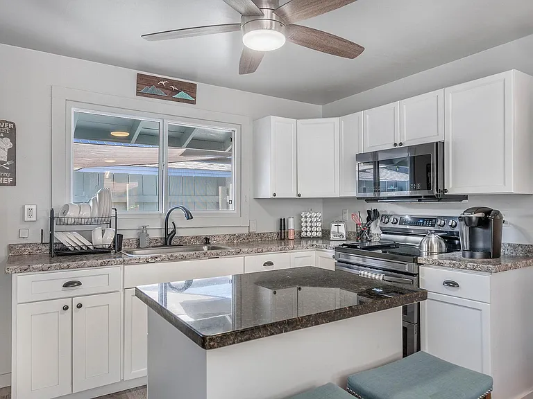 1238 Keolu Dr — Photo 13