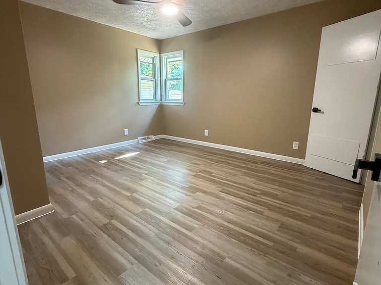 12238 Blazey Trl — Photo 3