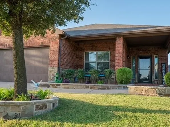 1120 Sierra Blanca Dr, Burleson, TX 76028