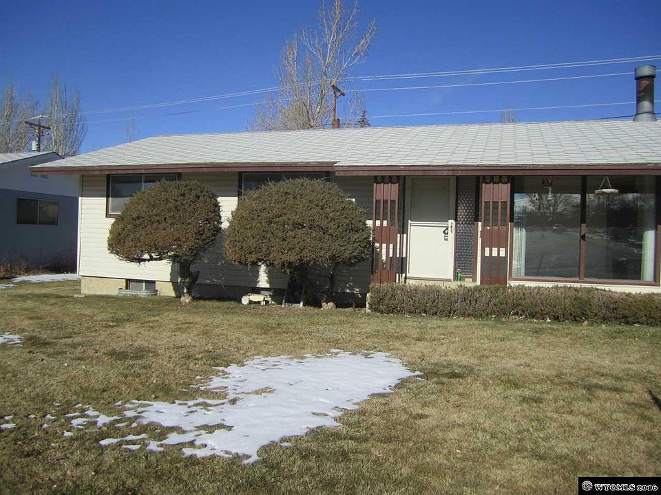 1st image of 1605 Pioneer Dr