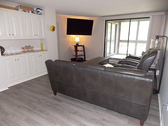 3rd image of 6100 W Stonehedge Dr APT 209A