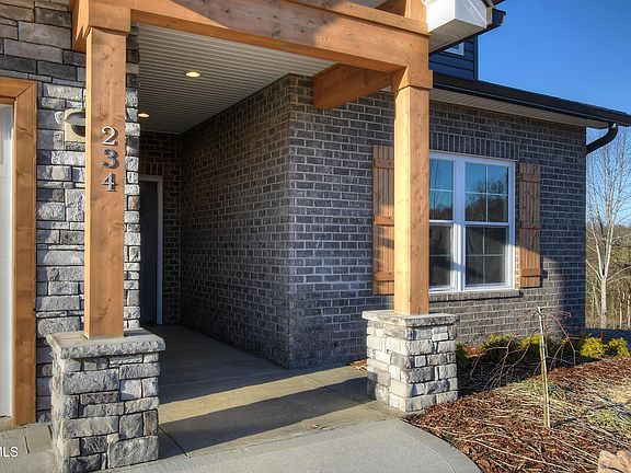 3rd image of 234 Ruby Rose Rdg