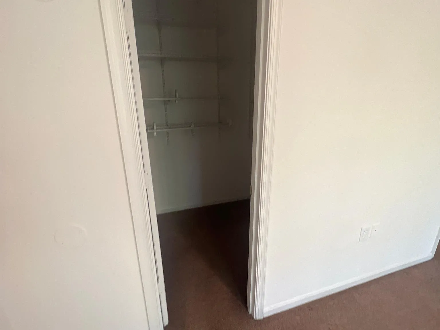 107 Rock Creek Ct — Photo 4