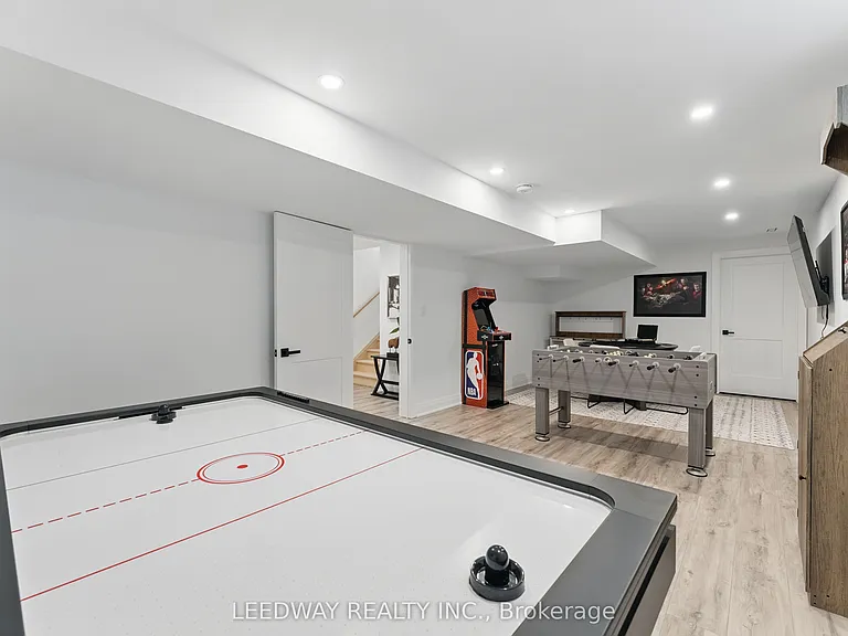 24410 Thorah Park Blvd — Photo 37