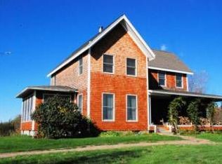 3671 Lakeview Dr, North Hero, VT 05474