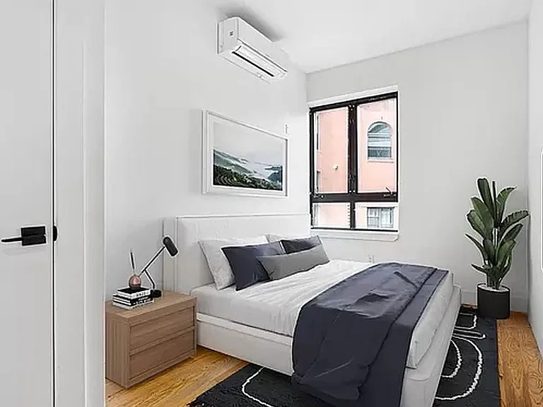 12 Belvidere St #4F — Photo 3
