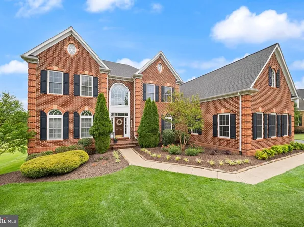 42598 Unbridleds Song Pl, Chantilly, VA 20152