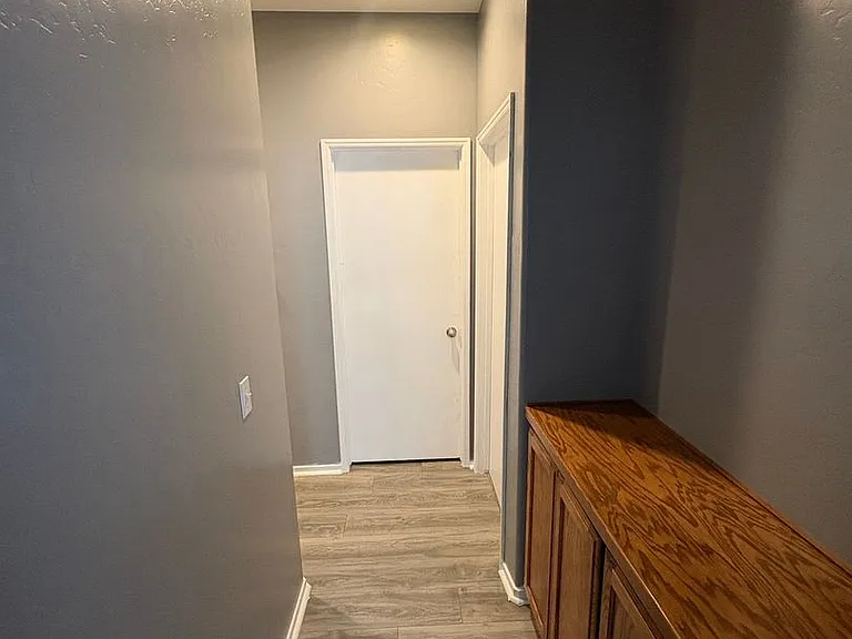 2133 N Denton St — Photo 20