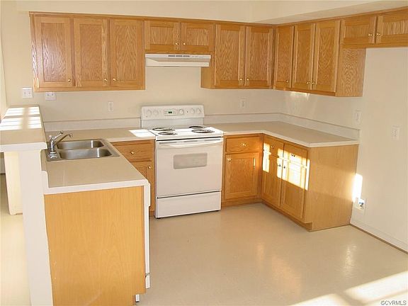 5th image of 10605 Shadrach Ct