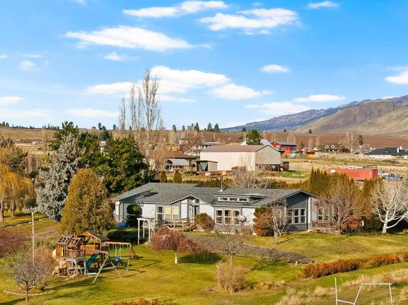 1880 Franklin Rd, Tieton, WA 98947