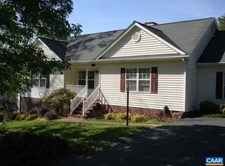 136 Goldenrod Ct, Charlottesville, VA