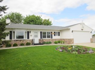 3324 Doyle Ln, Oshkosh, WI 54902