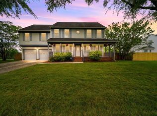 411 Flintlock Rd, Chesapeake, VA 23322