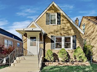 3136 Elm Ave, Brookfield, IL 60513