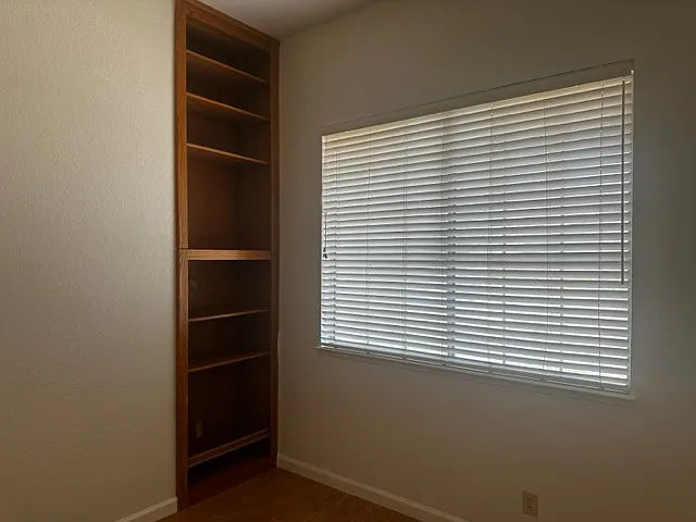 7905 Wymark Dr — Photo 17