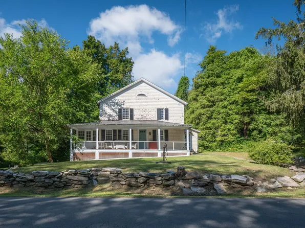 74 Wolfpits Road, Bethel, CT 06801