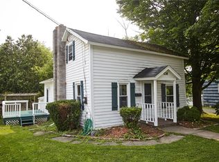 22 Scotch Hill Rd, Marcellus, NY 13108