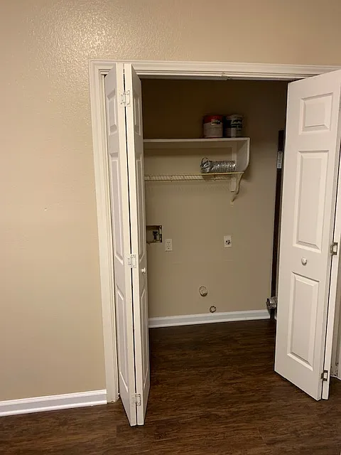 3003 Whisper Oaks Ln — Photo 4