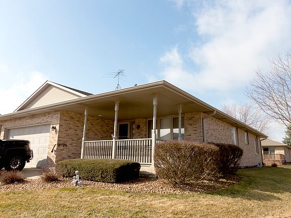 2nd image of 837 Wyndstone Dr