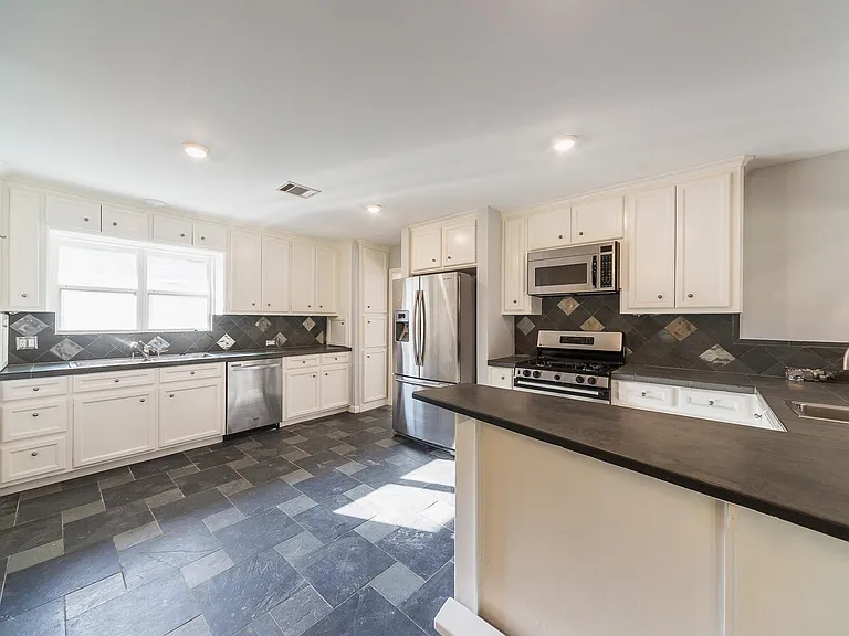 3627 Tartan Ln — Photo 13