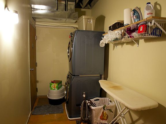 5th image of 1220 Harrison Ave Unit 4E