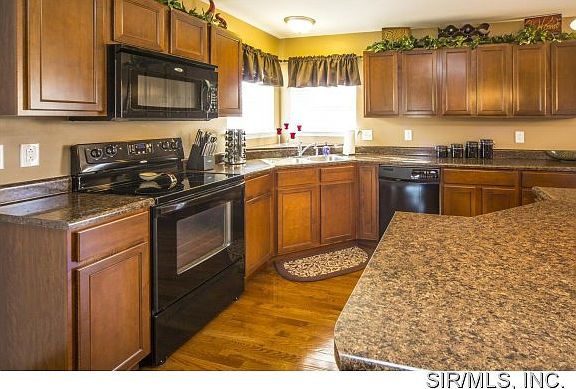 2nd image of 748 Willow Spring Hill Dr