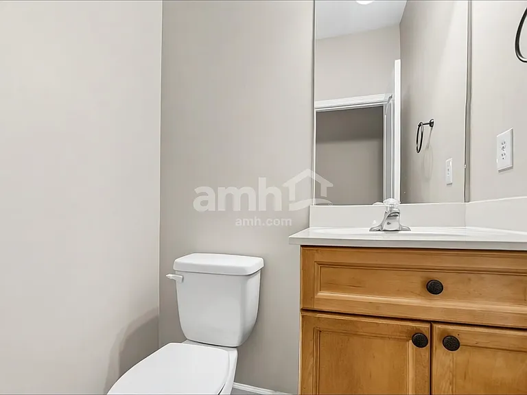 1993 Jameson Cir — Photo 9