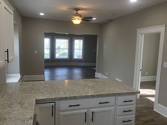 5th image of 3805 Memphis Ave