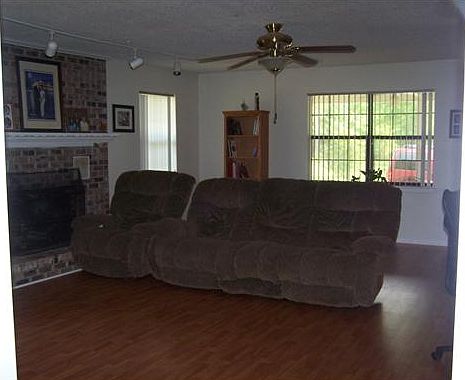 2nd image of 25 Hembree Ct