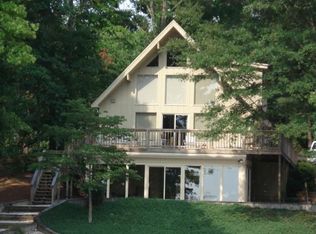 228 Strand Rd, New London, NC 28127