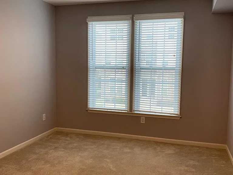 24701 Byrne Meadow Sq #200 — Photo 13