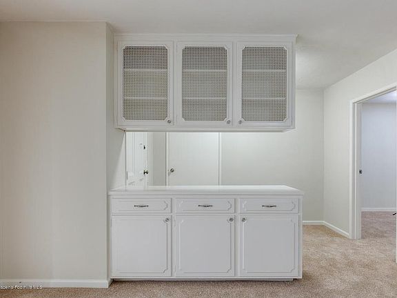 5th image of 637 Fairview Ave APT 12