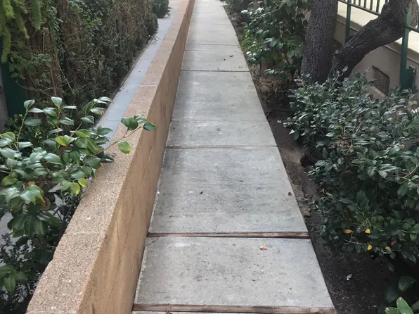 Luxury Living At An Affordable Price., 3509 Mentone Ave, Los Angeles, CA 90034