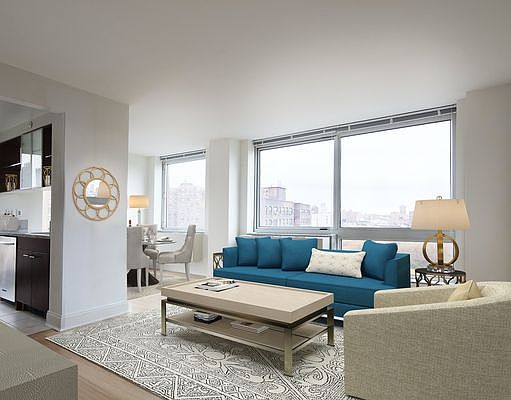 3rd image of 215 E 96th St APT 19E