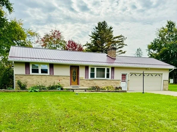 3375 Greenfield St NW, Warren, OH 44485