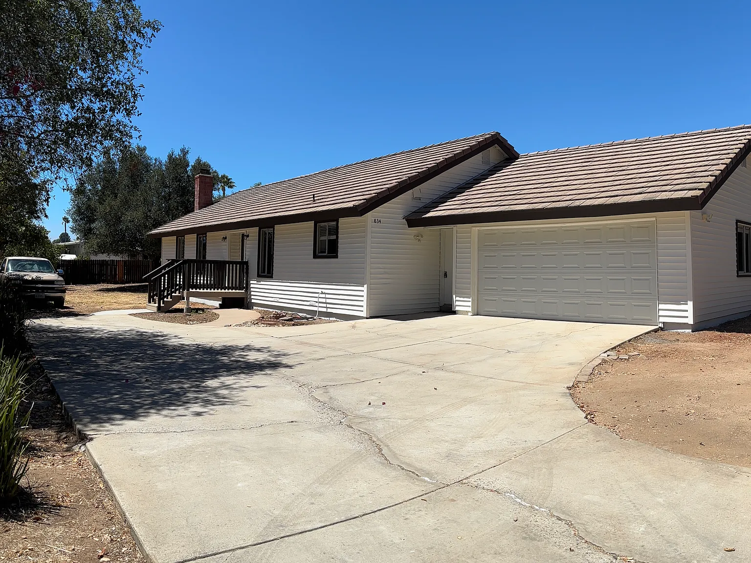3 bed, 1456 sqft, $3,300 — Photo 1