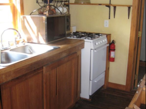 75 Rowell Hill Rd