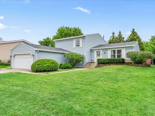 1889 Gregory Ave, Glendale Heights, IL 60139