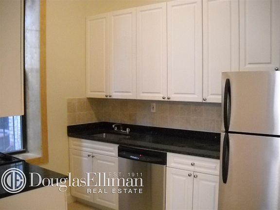 3rd image of 53 Hamilton Ter APT 56