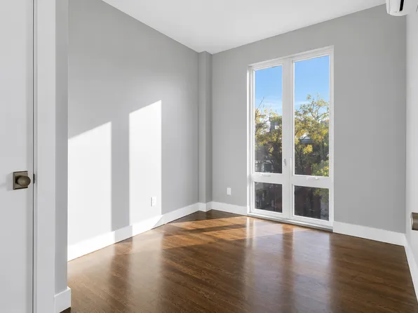 245 Nostrand Ave #6A, Brooklyn, NY 11205