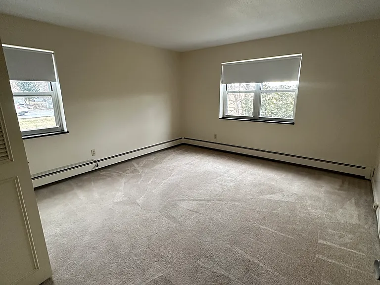 88 Lexington St #26 — Photo 8